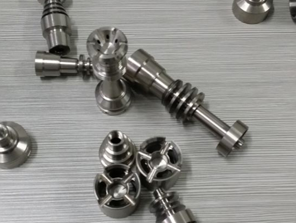 鈦螺栓被咬死的原因分析及處理方法